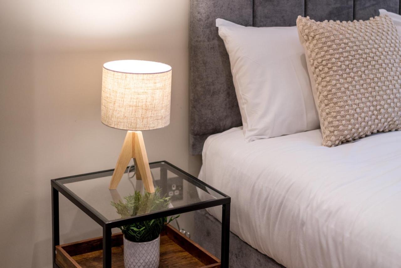 Westfield Apartment 2 Bedroom Near Notting Hill Londra Dış mekan fotoğraf